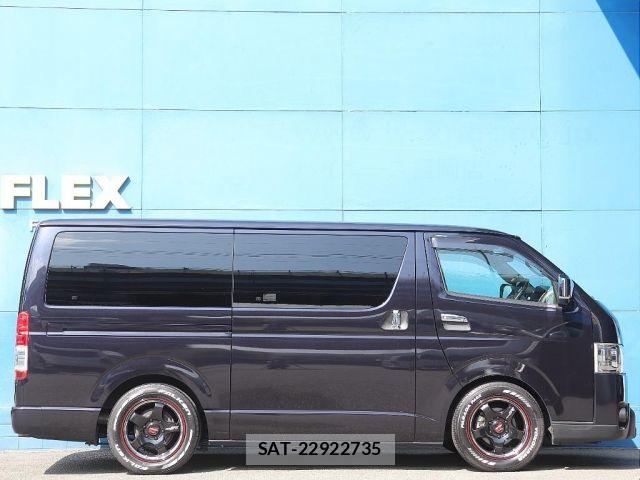 Toyota HIACE VAN 2022-01 7330702-7