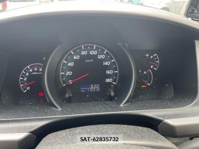 Toyota HIACE VAN 2013-08 7330746-17