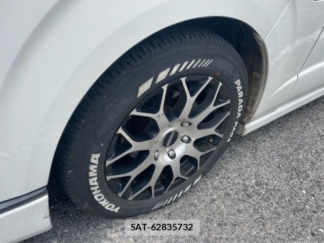 Toyota HIACE VAN 2013-08 7330746-5