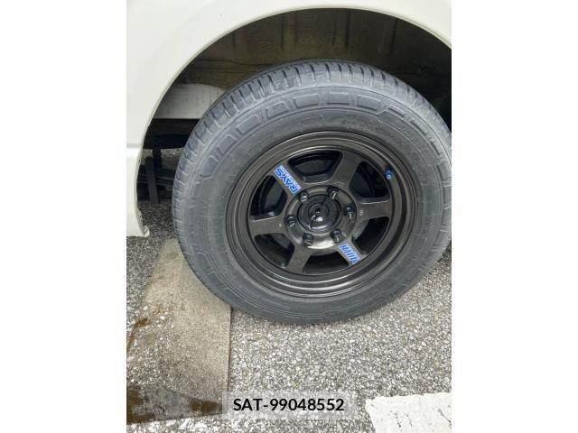 Toyota HIACE VAN 2014-04 7330733-14