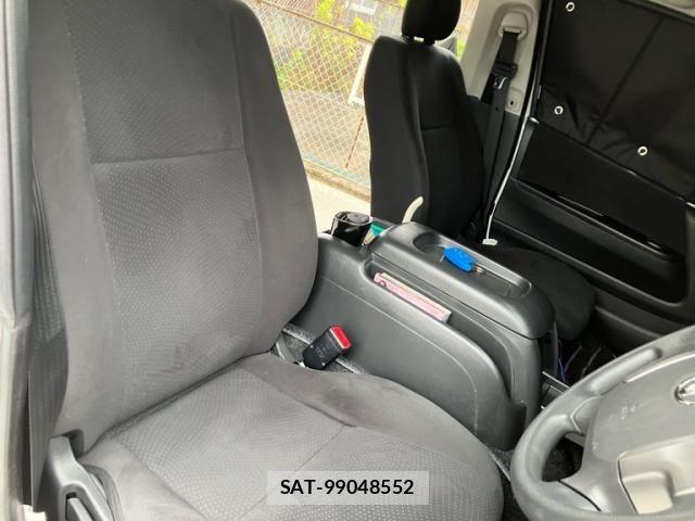 Toyota HIACE VAN 2014-04 7330733-5