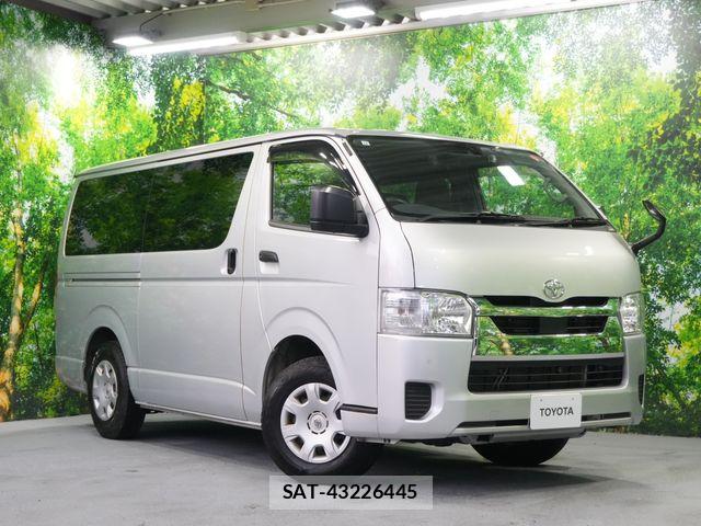 Toyota HIACE VAN 2022-12 7330735-0