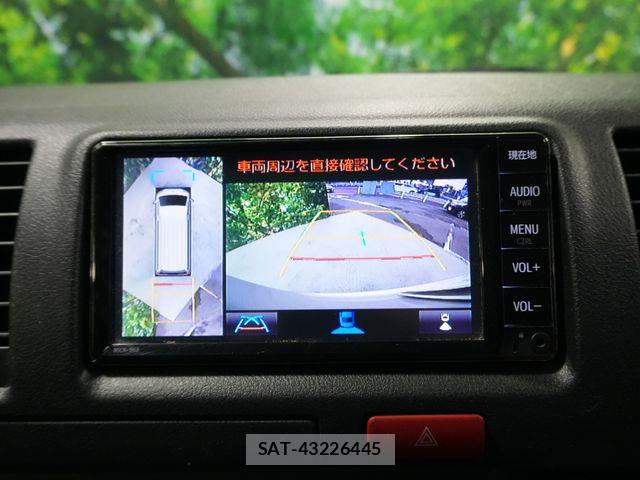 Toyota HIACE VAN 2022-12 7330735-11