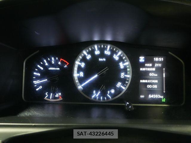 Toyota HIACE VAN 2022-12 7330735-14