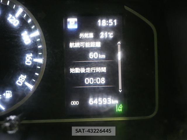 Toyota HIACE VAN 2022-12 7330735-15