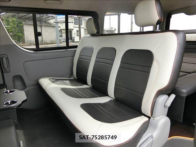 Toyota HIACE VAN 2008-08 7330741-16