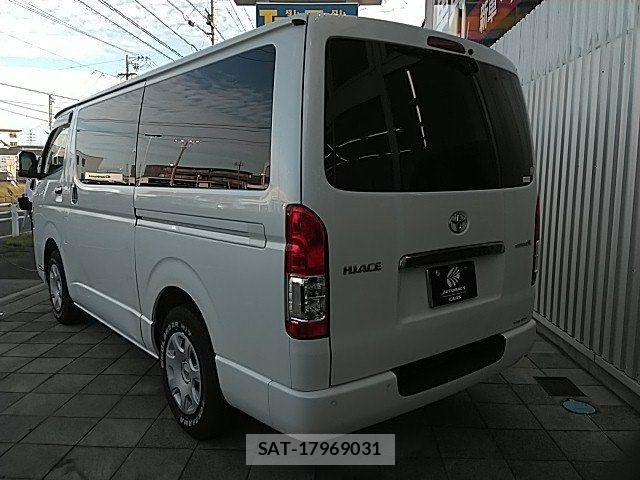 Toyota HIACE VAN 2021-02 7330720-11