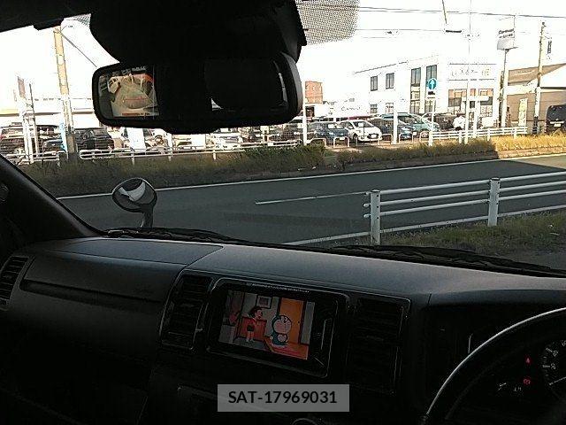 Toyota HIACE VAN 2021-02 7330720-15
