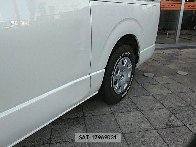 Toyota HIACE VAN 2021-02 7330720-16