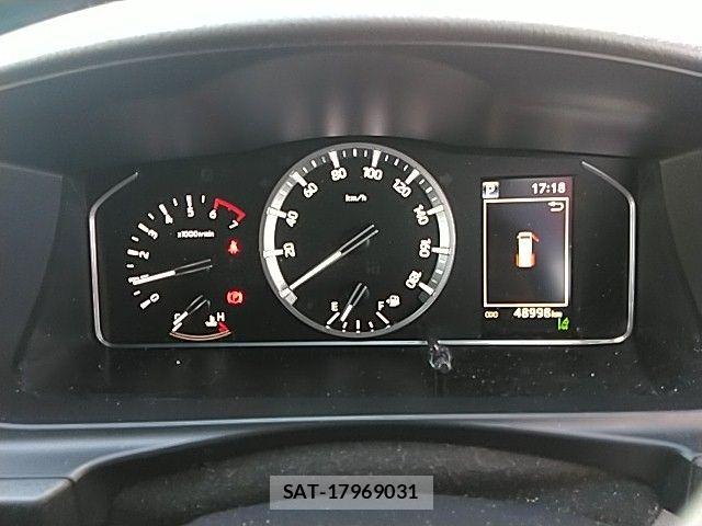 Toyota HIACE VAN 2021-02 7330720-20