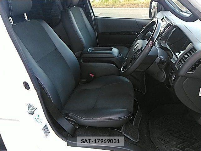 Toyota HIACE VAN 2021-02 7330720-4