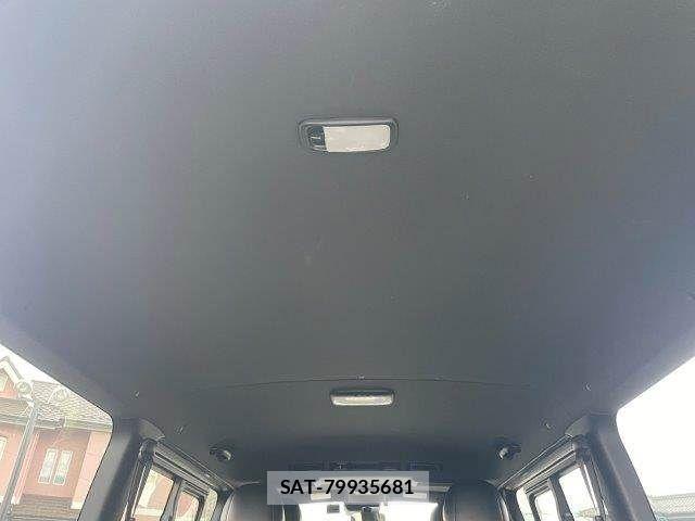 Toyota HIACE VAN 2022-08 7330724-17