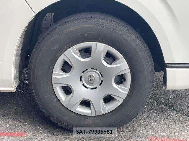 Toyota HIACE VAN 2022-08 7330724-21