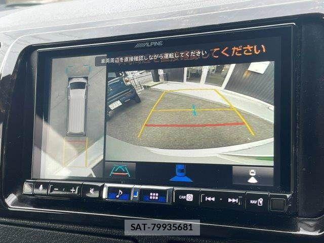 Toyota HIACE VAN 2022-08 7330724-4