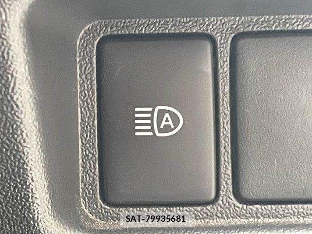 Toyota HIACE VAN 2022-08 7330724-7