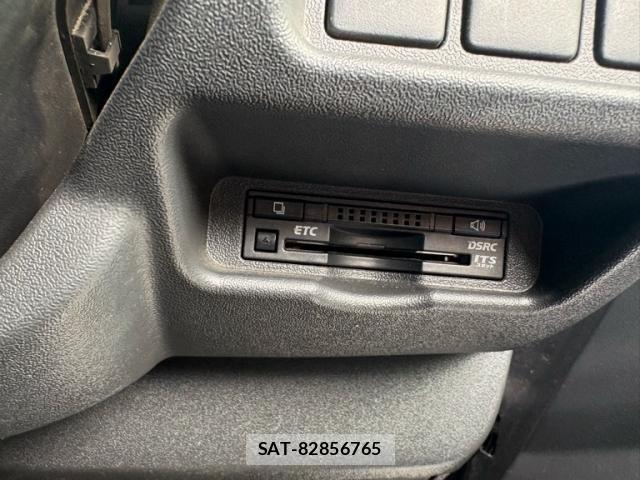 Toyota HIACE VAN 2015-10 7330738-18