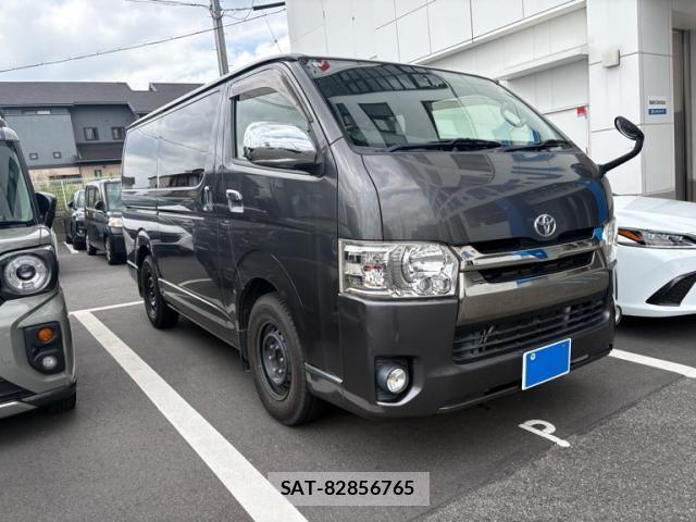 Toyota HIACE VAN 2015-10 7330738-1