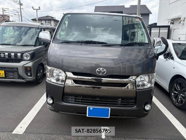 Toyota HIACE VAN 2015-10 7330738-2