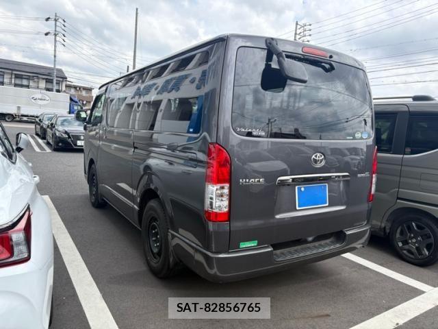 Toyota HIACE VAN 2015-10 7330738-7