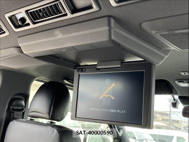 Toyota HIACE VAN 2021-08 7330718-16