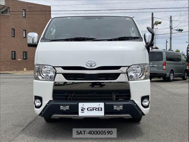 Toyota HIACE VAN 2021-08 7330718-1