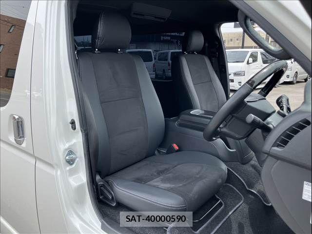 Toyota HIACE VAN 2021-08 7330718-6