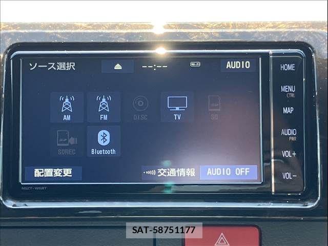 Toyota HIACE VAN 2023-06 7330716-4