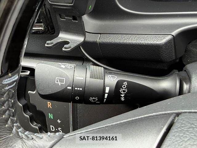 Toyota HIACE VAN 2019-09 7330719-24