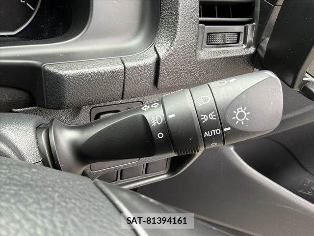 Toyota HIACE VAN 2019-09 7330719-25