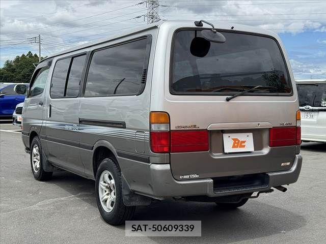 Toyota HIACE VAN 2002-03 7330737-12