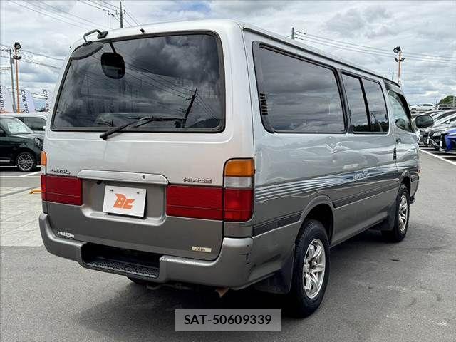 Toyota HIACE VAN 2002-03 7330737-14