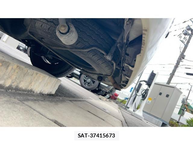 Toyota HIACE VAN 2005-09 7330747-10