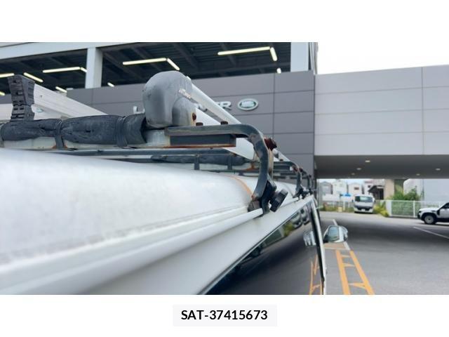 Toyota HIACE VAN 2005-09 7330747-4