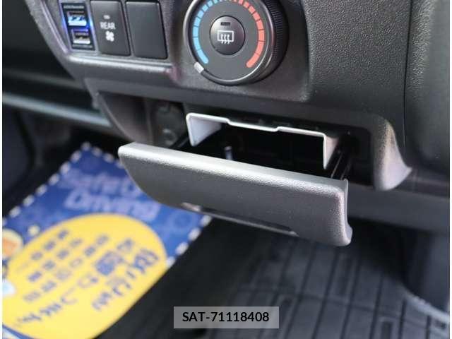Toyota HIACE VAN 2022-09 7330728-15