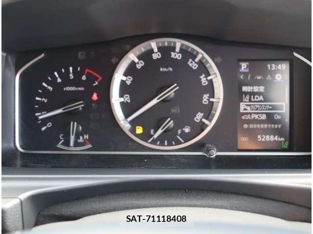 Toyota HIACE VAN 2022-09 7330728-21