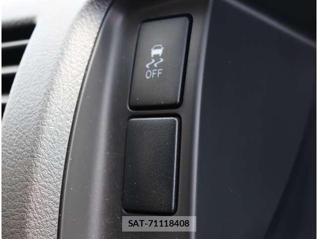Toyota HIACE VAN 2022-09 7330728-23