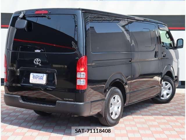 Toyota HIACE VAN 2022-09 7330728-2