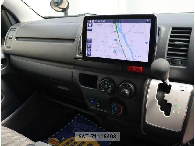 Toyota HIACE VAN 2022-09 7330728-8