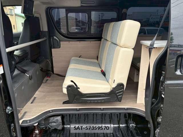 Toyota HIACE VAN 2020-10 7330726-15