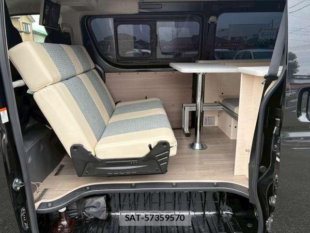 Toyota HIACE VAN 2020-10 7330726-16