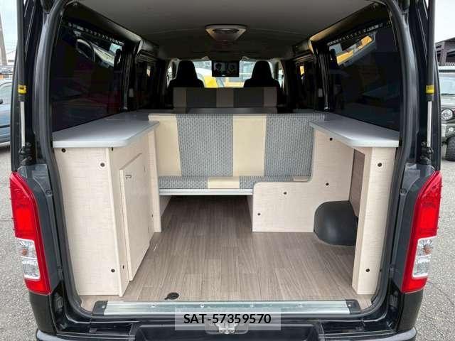 Toyota HIACE VAN 2020-10 7330726-18