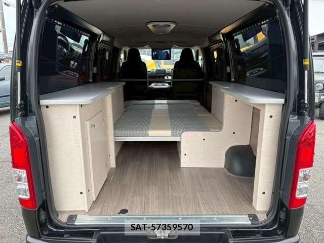 Toyota HIACE VAN 2020-10 7330726-19