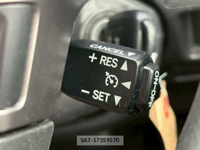 Toyota HIACE VAN 2020-10 7330726-26