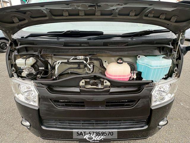 Toyota HIACE VAN 2020-10 7330726-28