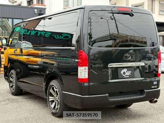 Toyota HIACE VAN 2020-10 7330726-6