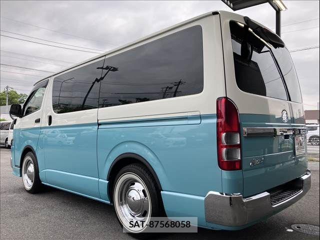 Toyota HIACE VAN 2021-04 7330717-15