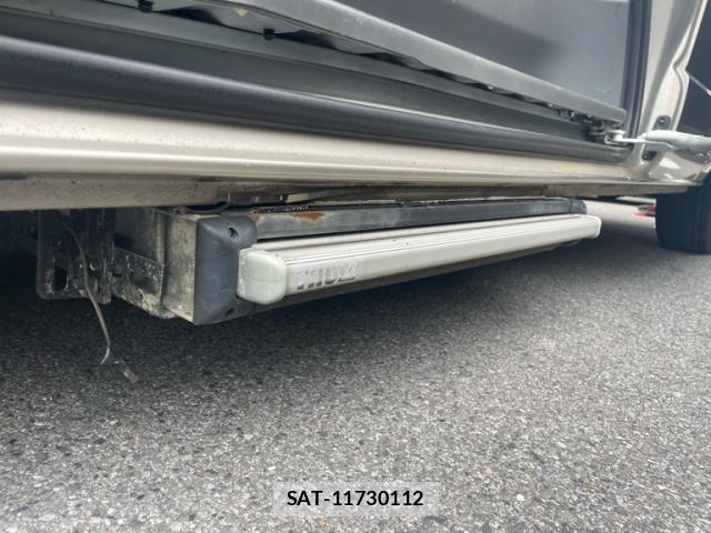 Toyota HIACE VAN 2007-08 7330729-13