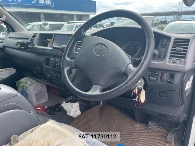 Toyota HIACE VAN 2007-08 7330729-15