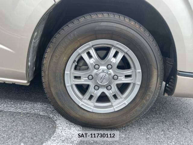 Toyota HIACE VAN 2007-08 7330729-3
