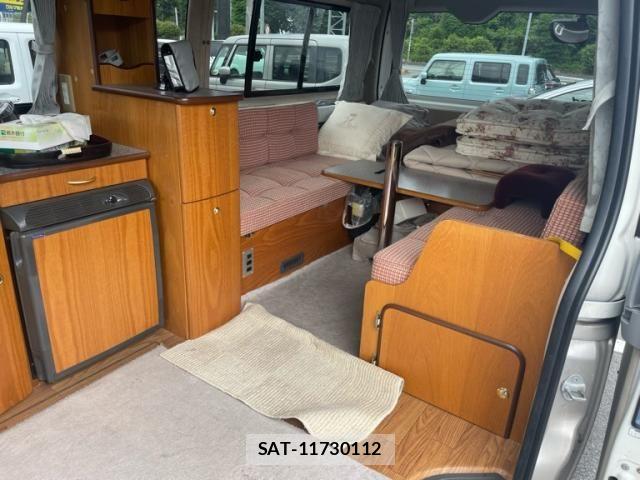 Toyota HIACE VAN 2007-08 7330729-5